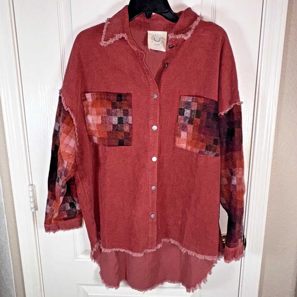 Fantastic Fawn Small Shacket Button Down Long Sleeve Women Top Oversized Red Rus